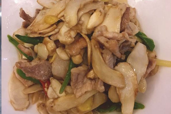 松茸怎么清炒好吃又營養(yǎng)，新鮮松茸怎么煲湯有營養(yǎng)