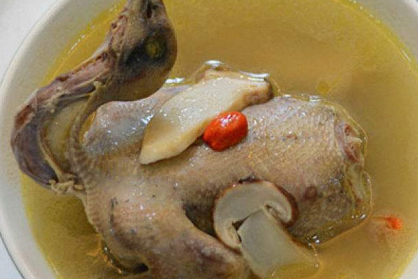 松茸火鍋湯底怎么做，干松茸能燉鴿子嗎