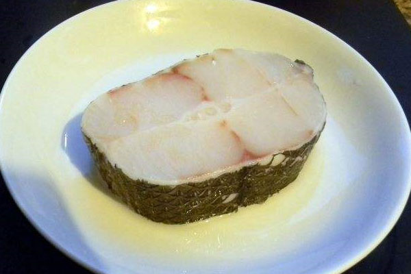 新鮮松茸鱈魚的營養(yǎng)價值和功效作用 新鮮松茸鱈魚的營養(yǎng)價值和功效作用