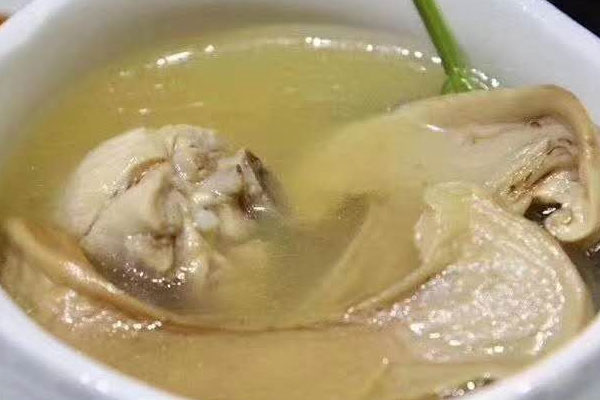 隔夜的松茸雞湯還可以吃嗎 隔夜的松茸雞湯還可以吃嗎