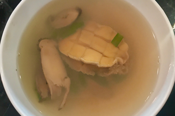 只喝湯不吃松茸湯渣 只喝湯不吃松茸湯渣