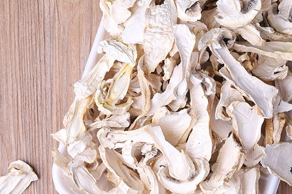 松茸泡水的顏色變化 松茸泡水的顏色變化