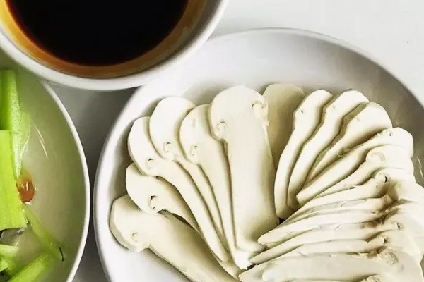 松茸如何吃效果才好 松茸如何吃效果才好