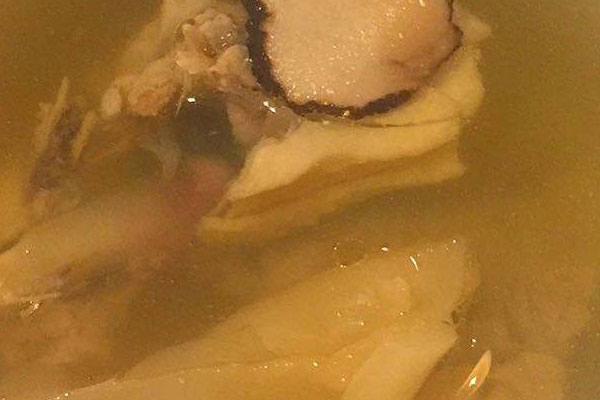 黑松露野米燴花膠參的食用禁忌