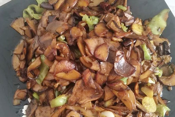 懷孕可以吃牛肝菌嗎 懷孕可以吃牛肝菌嗎