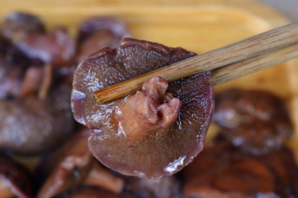 紅乳牛肝菌燉雞的做法，紅乳牛肝菌孕婦能吃嗎