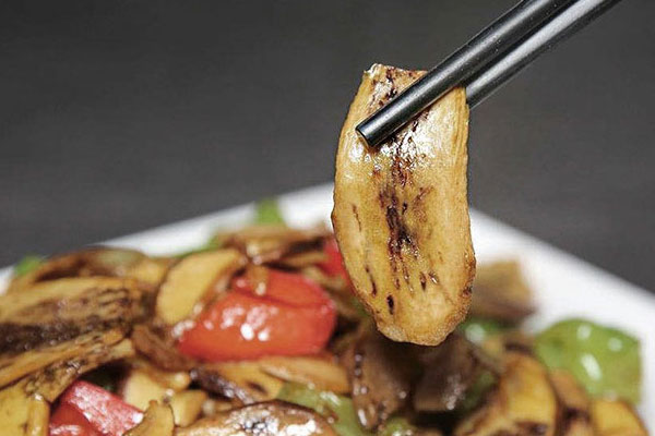 吃牛肝菌有哪些要注意的方面 吃牛肝菌有哪些要注意的方面