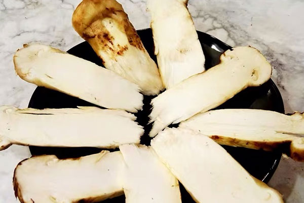 松茸味道香嗎 松茸味道香嗎