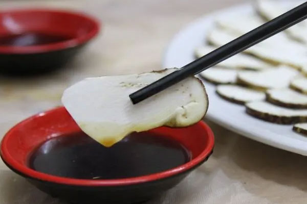 松茸能生吃嗎 松茸能生吃嗎