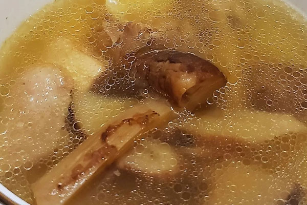 心血管堵塞能吃松茸湯嗎 心血管堵塞能吃松茸湯嗎