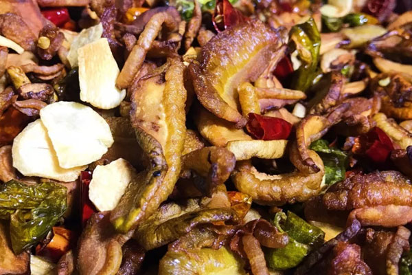 油炸牛肝菌有營養(yǎng)嗎，油炸牛肝菌要焯水嗎