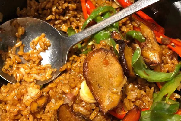 干牛肝菌的家常做法，牛肝菌怎么炒好吃又嫩