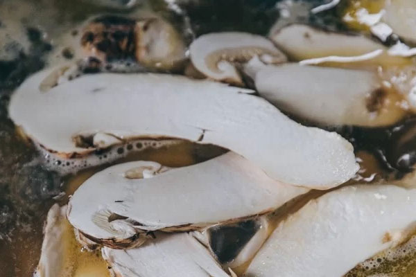 哪些孕婦不能吃松茸雞湯