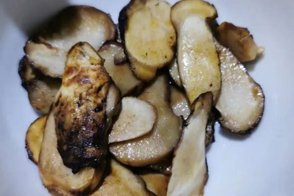 松茸能用芥花油煎嗎 松茸能用芥花油煎嗎