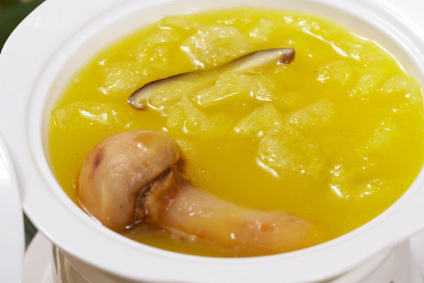 煮松茸湯可以早加鹽嗎 煮松茸湯可以早加鹽嗎