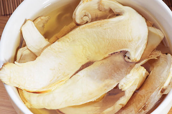 孕婦吃松茸對(duì)胎兒好不好 孕婦吃松茸對(duì)胎兒好不好