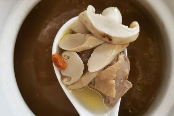 松茸煲什么湯好 松茸煲什么湯好