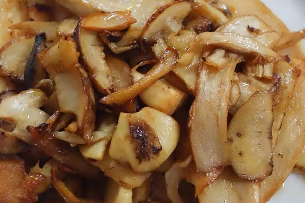 松茸能炒著吃嗎 松茸能炒著吃嗎