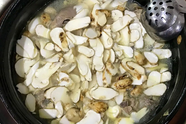 術(shù)后能吃松茸老鴨湯嗎 術(shù)后能吃松茸老鴨湯嗎