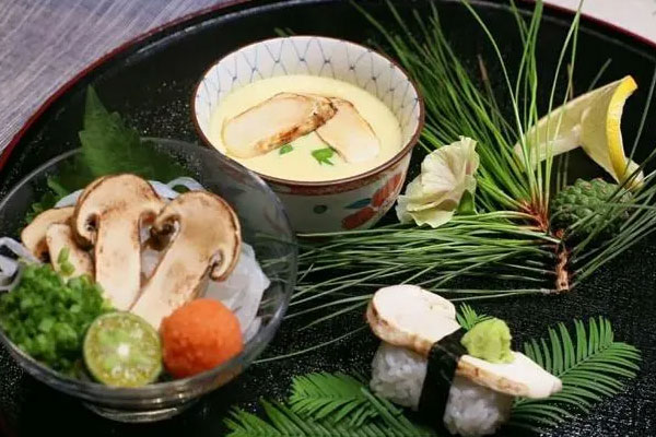 痛風(fēng)可以吃松茸嗎，腸癌的人能吃松茸嗎