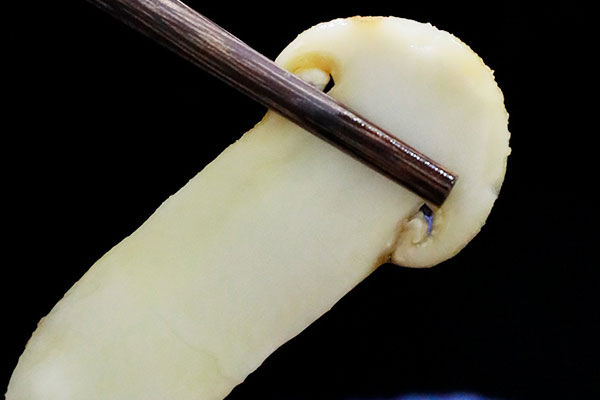 松茸會發(fā)皮膚病嗎，口腔潰瘍能吃松茸嗎