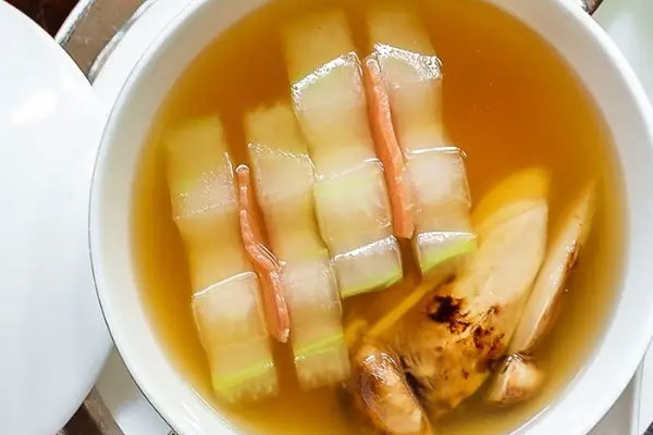 咳嗽能不能吃松茸湯